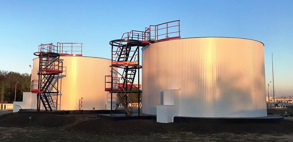 Резервуары РВС-500 на Минераловодской нефтебазе