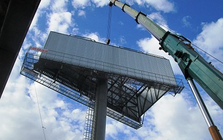 Рекламный щит на ул. Новороссийская, г. Краснодар